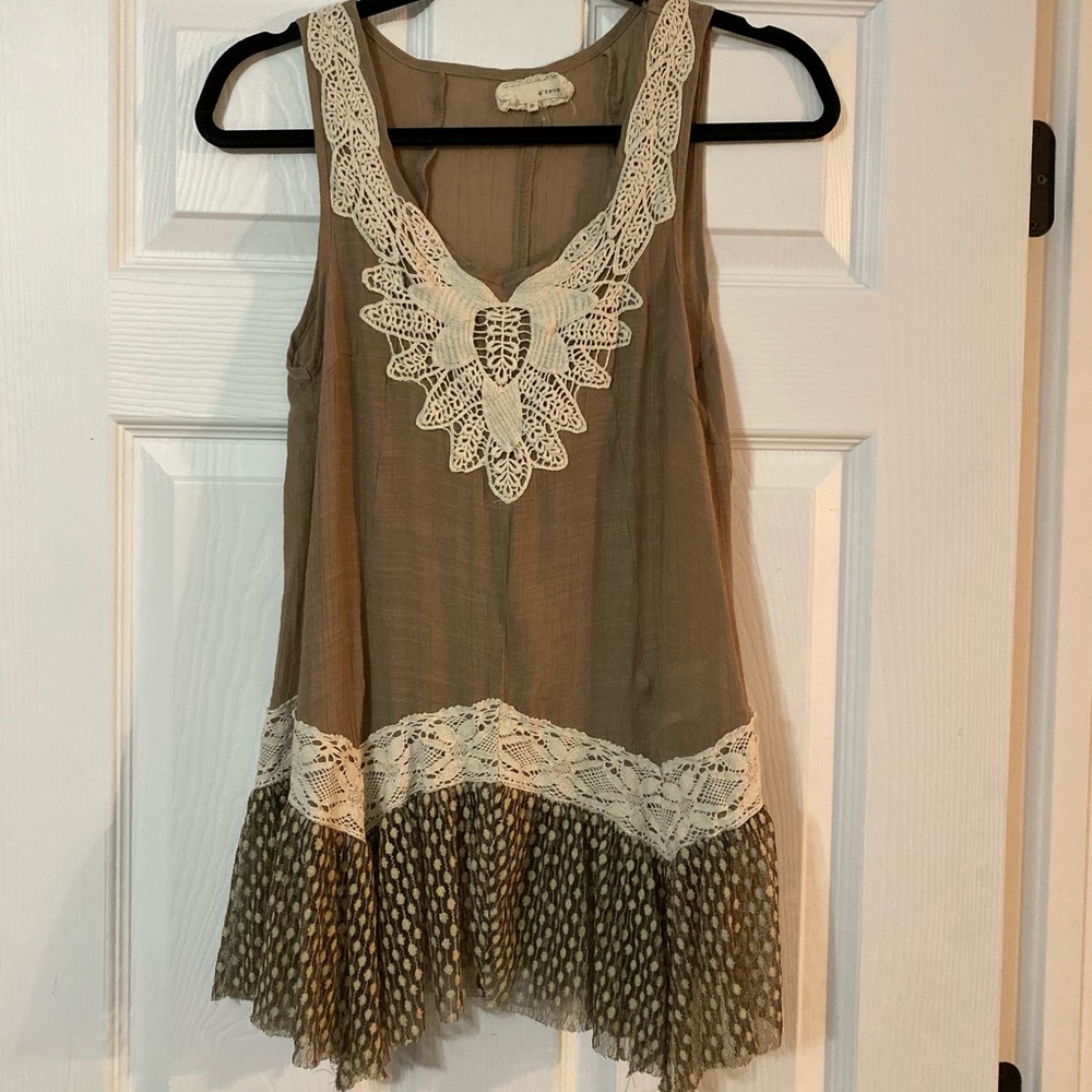 Ladies top